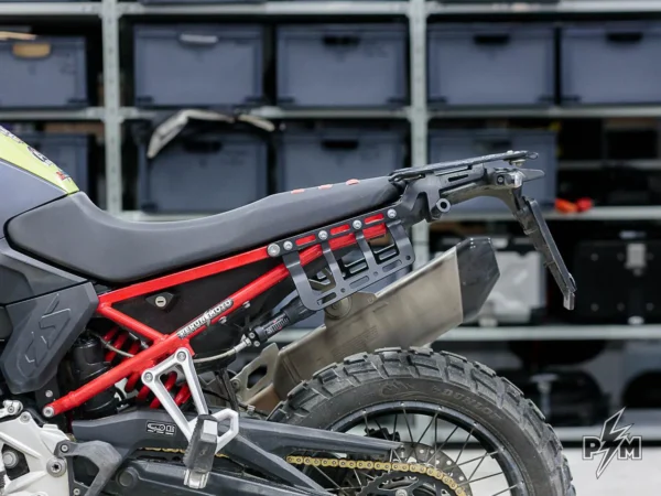 BMW F900GS Staffe supporto rackless - immagine 2